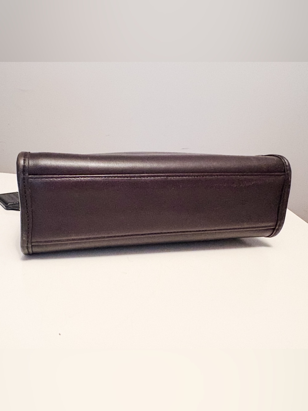 Coach Vintage Court 9870 Top Handle - Picture 8 of 16